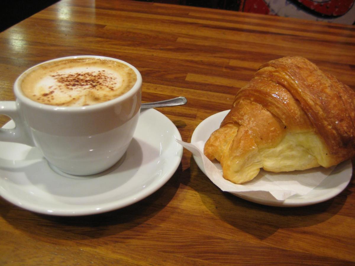 Bed and Breakfast In Piazzetta Gaeta Esterno foto