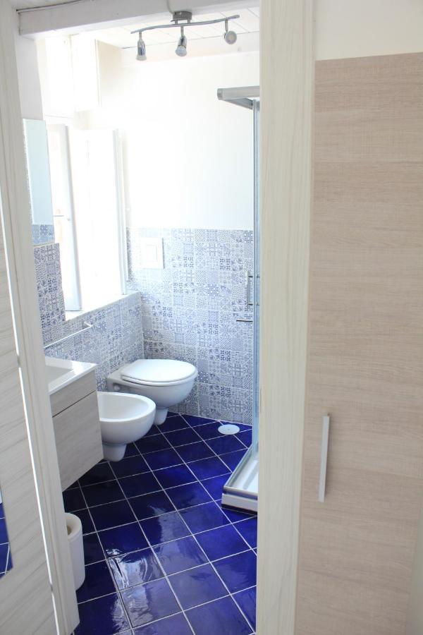 Bed and Breakfast In Piazzetta Gaeta Esterno foto