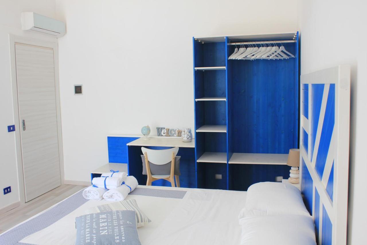 Bed and Breakfast In Piazzetta Gaeta Esterno foto